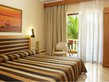 Superior double room with garden view Superior double room with garden view