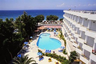 Lito Hotel, Ixia