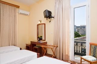 Cecil Hotel, Atena
