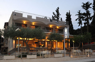Golden Beach Hotel, Tolo
