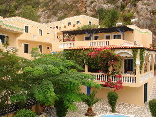 Kyra Panagia Hotel, Kyra Panagia