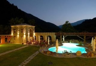 Pyrgos Mantania Hotel, Trikala