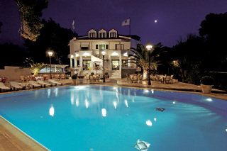 Poseidon Hotel, Kato Achaia