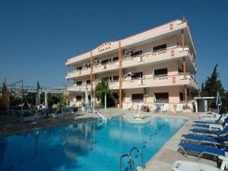 Sun City Hotel, Hania