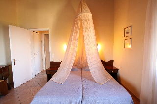 Fouxia Apartments And Studios, Perama