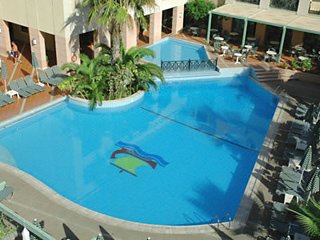 Samaina Inn Hotel, Karlovasi