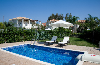 Mamfredas Resort, Tsilivi