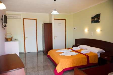 Kalias Hotel, Vassiliki